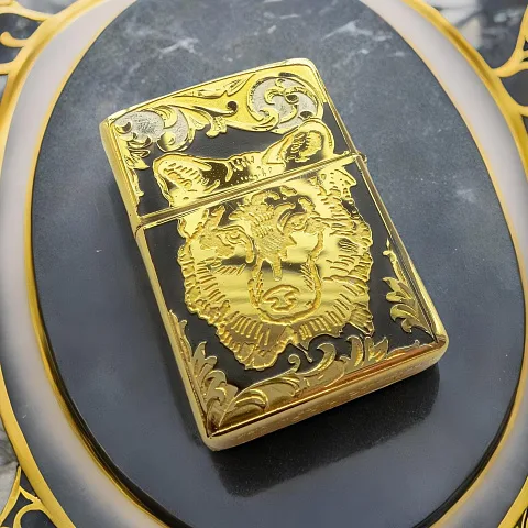 Бензиновая зажигалка Zippo "Волк одиночка"