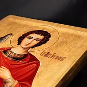 Икона деревянная с ковчегом "Святой Трифон" — фотография 6